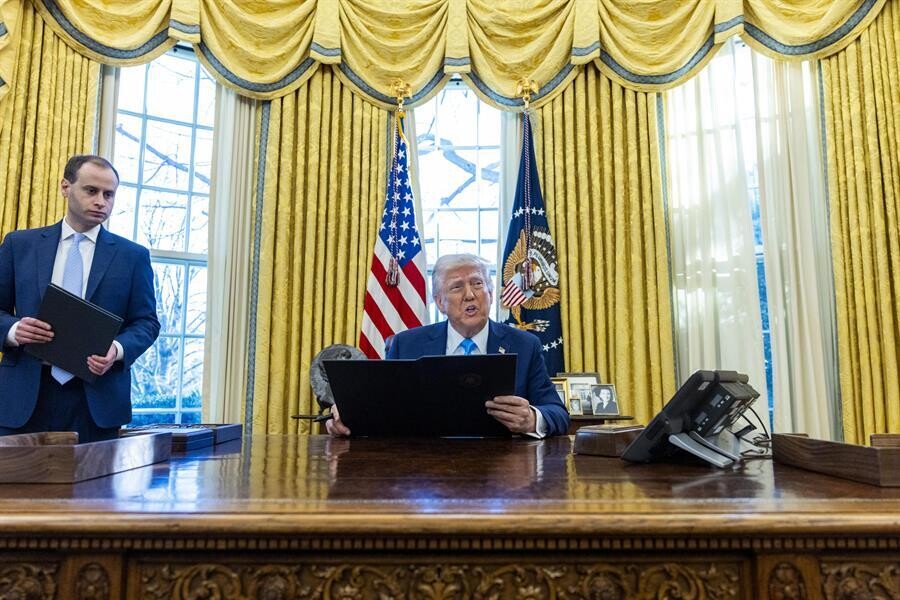 Трамп отвергает беспокойства по поводу китайских тарифов