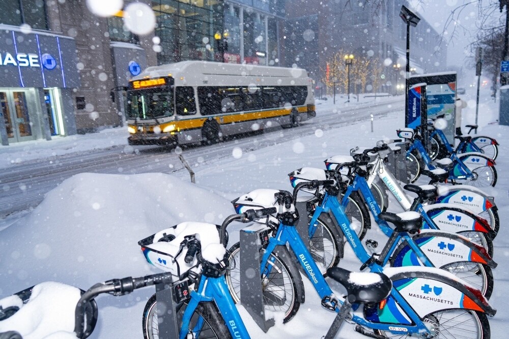 Polar Storm Paralyzes United States