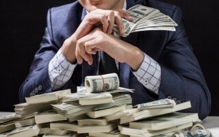 Man Wins $1 Million in Lottery After Meeting Grandmother