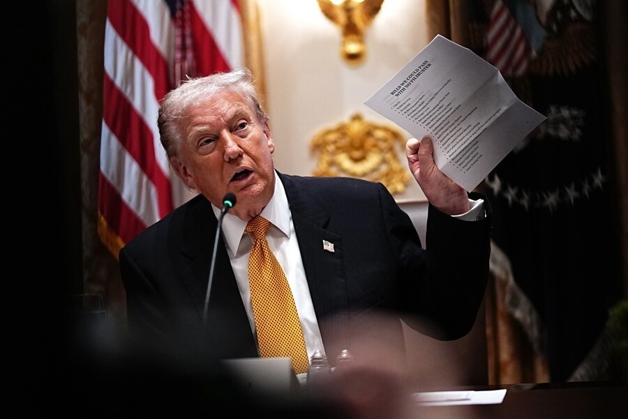 Trump proposes to redirect Obamacare money directly to citizens