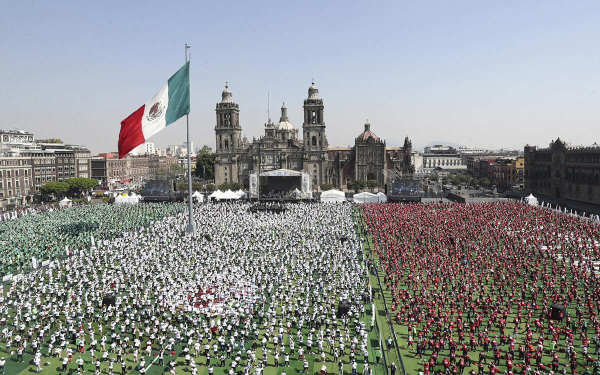 Trump's Iran War Complicates, U.S. Economy Under Pressure