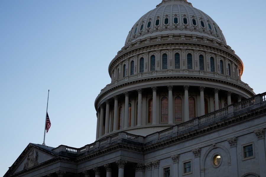 US Senate Passes Bill to Reopen Government