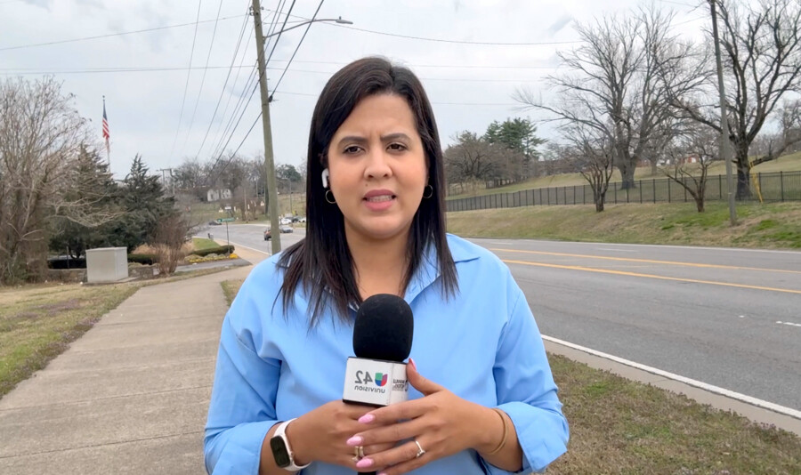 U.S. immigration authorities arrest Univision journalist