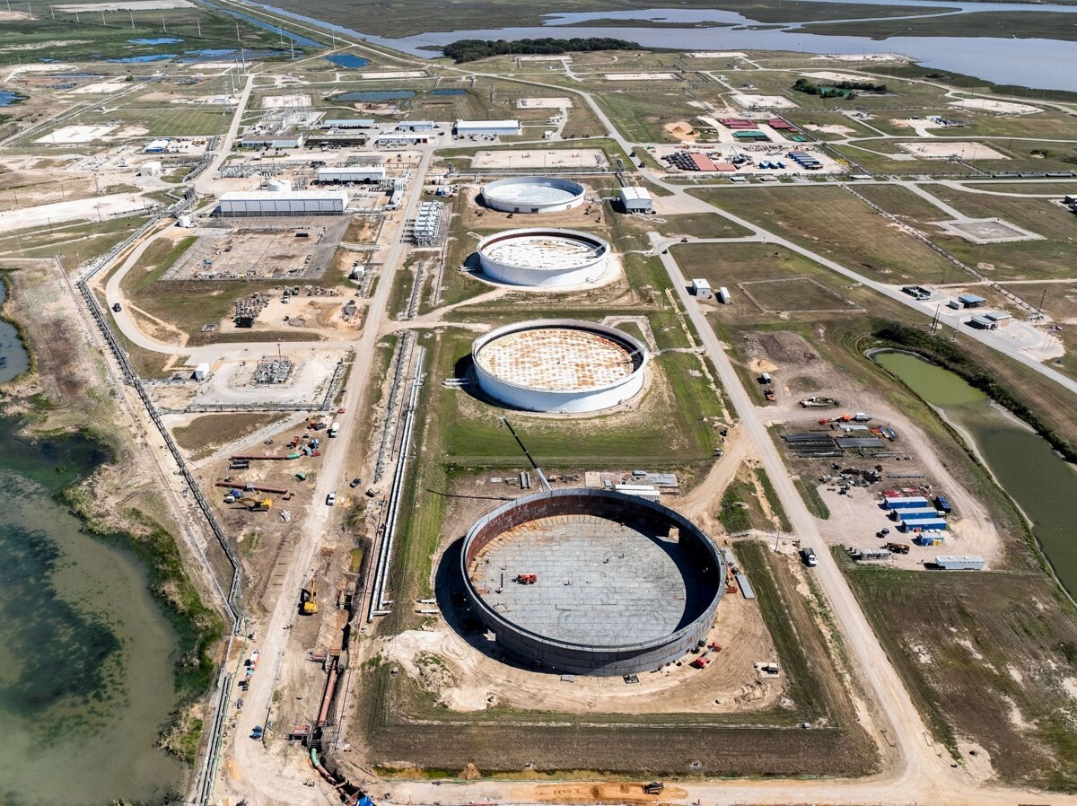 Oil Futures Losses Narrow as US Demand Rises