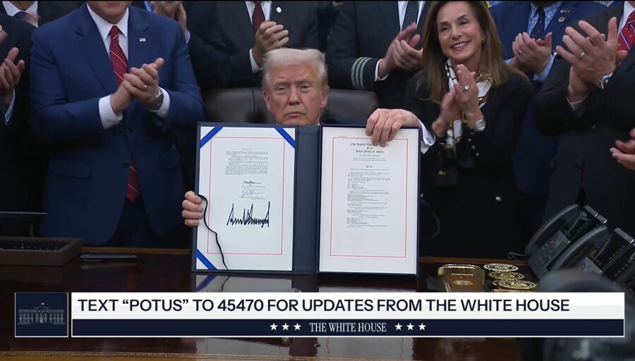 Трамп подписал закон, положивший конец самому длительному в истории США закрытию правительства