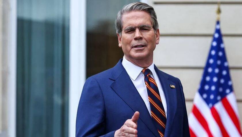 Bessent Reports Fractures in Iran