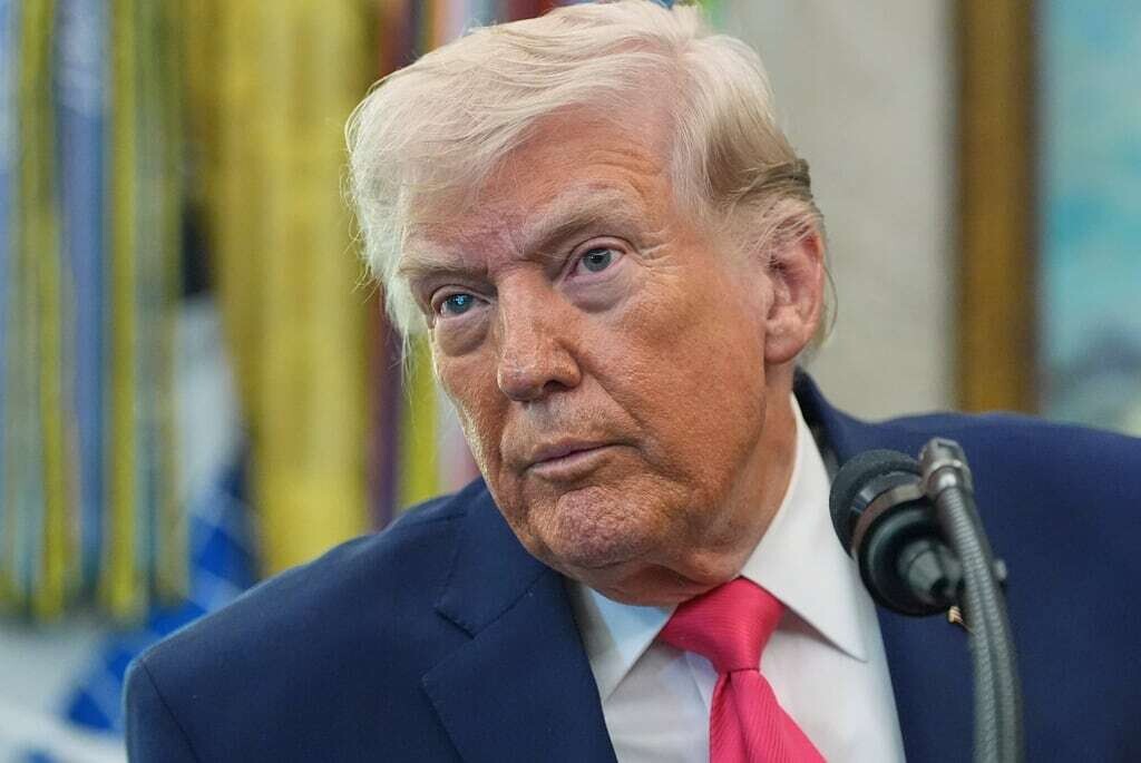 Pentagon Deploys Paratroopers Amid Iran Negotiations