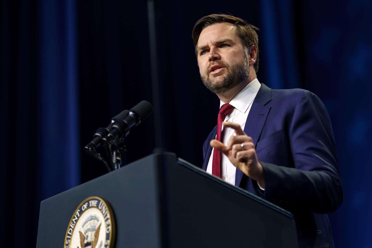 Вице-президент США обращается к угрозе наркокартелей в Мексике