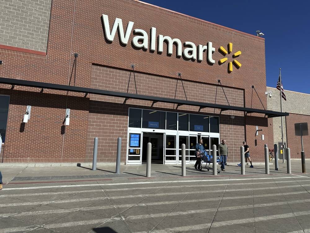 Walmart превысил ожидания аналитиков с сильными квартальными результатами