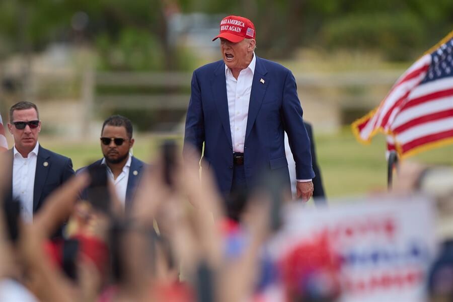 Дональд Трамп допрошен офицером пробации в Нью-Йорке