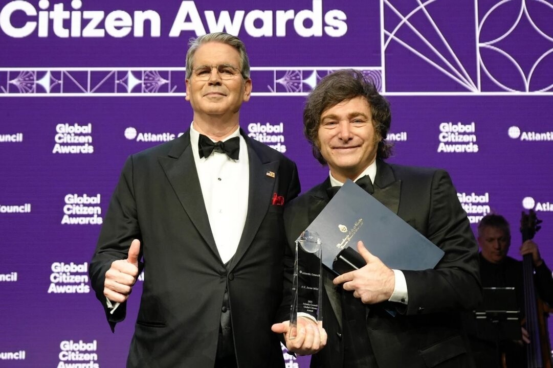 US Treasury Secretary Praises Javier Milei