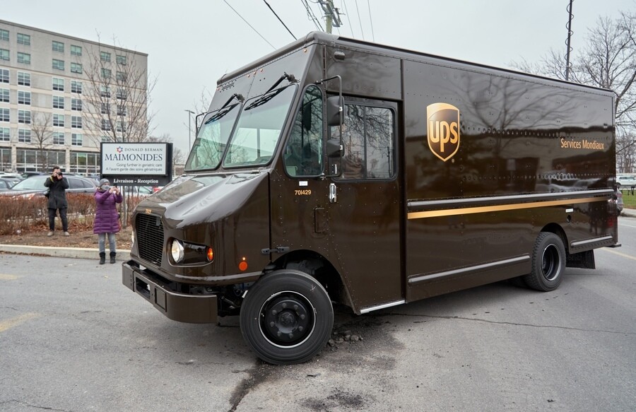 UPS to Cut 30,000 Jobs and Close Facilities