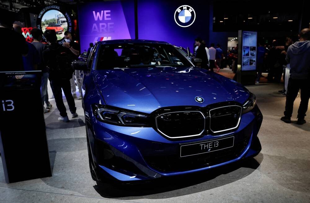BMW отзывает более 390 000 автомобилей в США из-за дефекта подушки безопасности