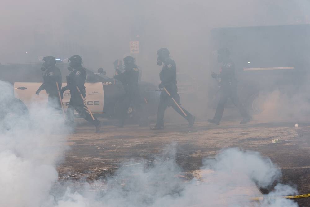 Escalating Tensions Between Minnesota and U.S. Federal Government