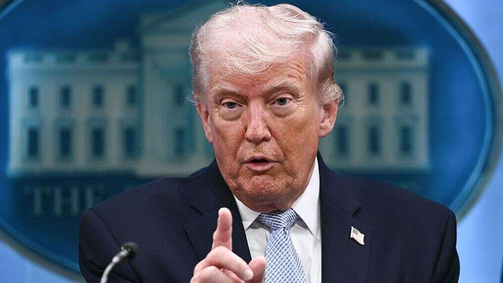 Trump Postpones Attack on Iran for Two Weeks