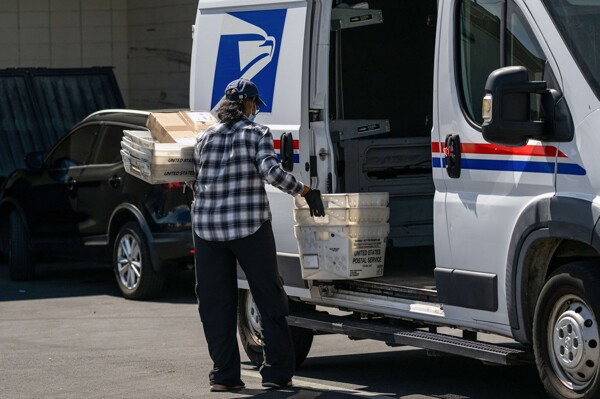 US GDP Growth Forecast Amid Inflation and Geopolitical Risks