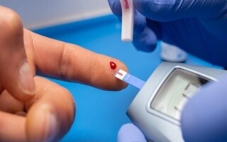 Исследование связывает высоту голоса с уровнями сахара в крови