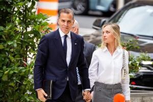 Сын президента Джо Байдена, Хантер, признан виновным в случае незаконного хранения оружия
