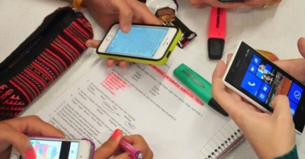 Ограничения на использование мобильных телефонов в школах США