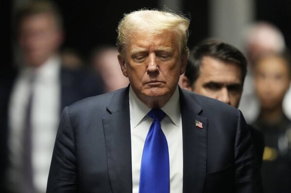 Бывший Президент США Трамп осужден по 34 пунктам в историческом судебном процессе в Нью-Йорке