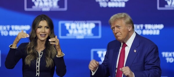 Харрис и Трамп борются за поддержку ключевых избирателей в Детройте