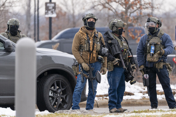 Minnesota Accuses FBI of Impeding Access to Evidence in Woman Killed by ICE Case