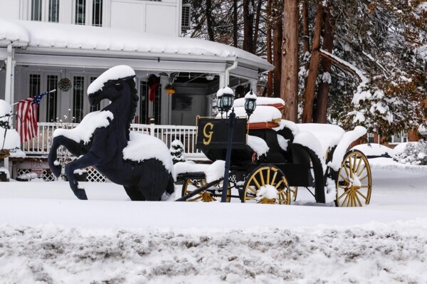 Massive Snowstorm Hits US Northeast