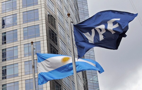 Argentina Asks US to Suspend YPF Lawsuit Process