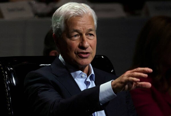 Изменения в планах преемства в JP Morgan намекают на переход в руководстве