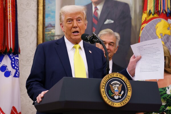 US Intensifies Trade Negotiations Post-Tariff Announcement