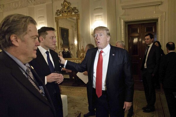 Илон Маск поддерживает политику Трампа на фоне дебатов о субсидиях