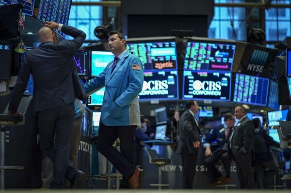 Economic Tensions Rise as Trump Announces Tariffs