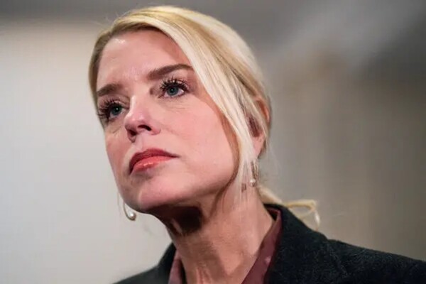 Trump Dismisses Pam Bondi as Attorney General