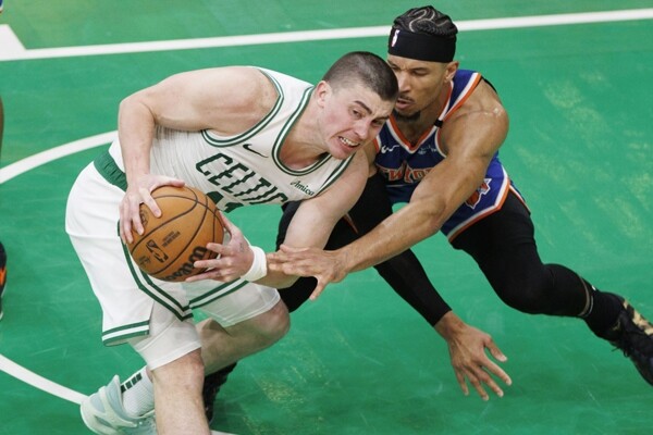 Knicks Make Epic Comeback to Beat Celtics