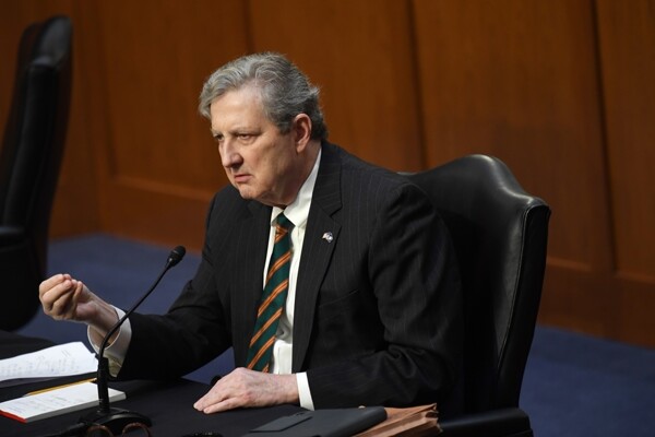 Senator Kennedy warns government shutdown could last 'a long time'