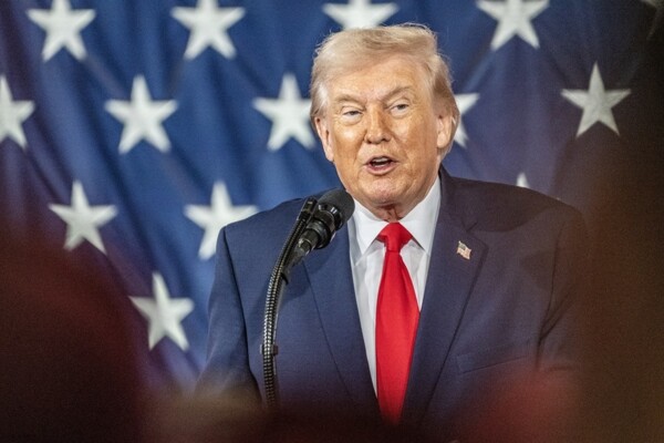 Trump says regime change in Iran would be 'the best'