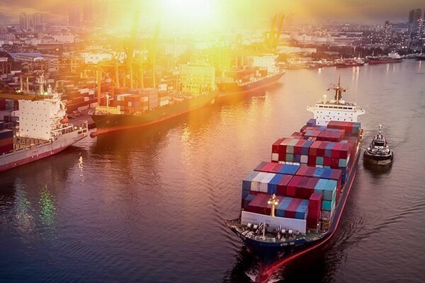 US Launches $1 Trillion Fund to Bolster Supply Chains