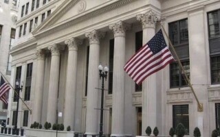 Federal Reserve Keeps Interest Rates Unchanged