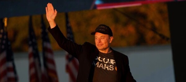 Tesla представляет автономный такси Cybercab в Лос-Анджелесе