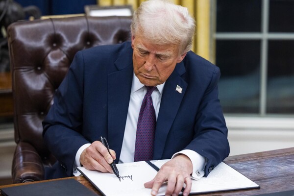 Democratic States Sue Trump Over Birthright Citizenship