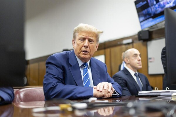 Трамп сталкивается с подбором жюри для его уголовного процесса в Манхэттене