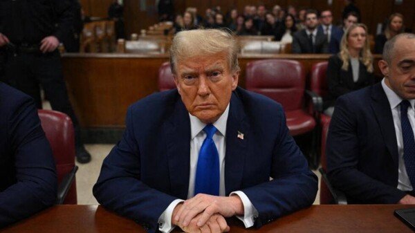 Дональд Трамп стоится перед судом в Нью-Йорке