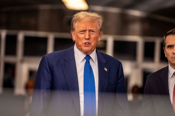 Трамп обвиняет Байдена в управлении 'гестапо-администрацией'
