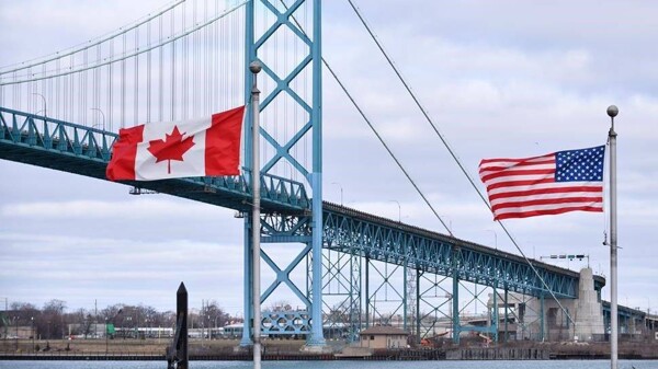 US Requires Canadians to Register Data