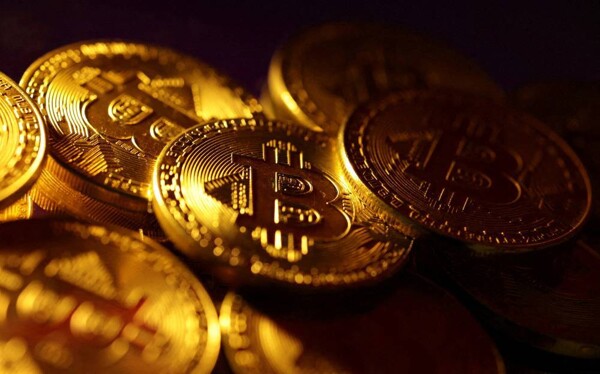 Фонды Биткойна и Эфириума показывают смешанные результаты