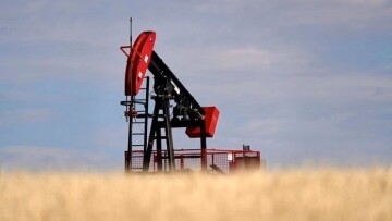 Trump Holds Off Tariffs, Oil Prices Dip
