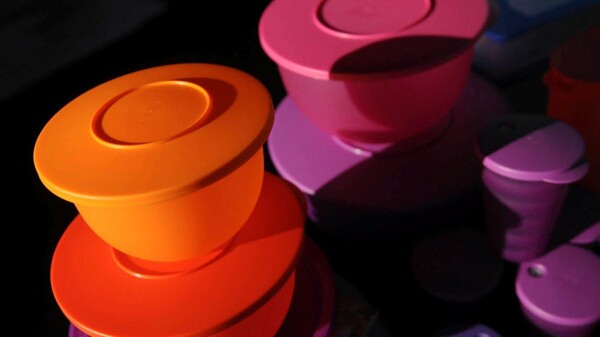 Tupperware подает на банкротство в Делавэре