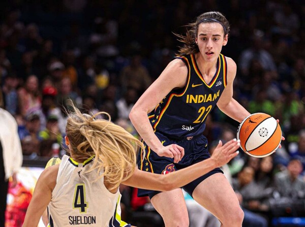 Кейтлин Кларк дебютирует в WNBA в составе Индианы Фивер