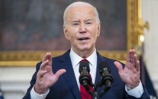 Байден осудил использование Трампом языка 'Reich Unite' как 'языка Гитлера'