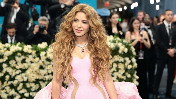 Shakira Faces Outfit Mishap at Met Gala 2025